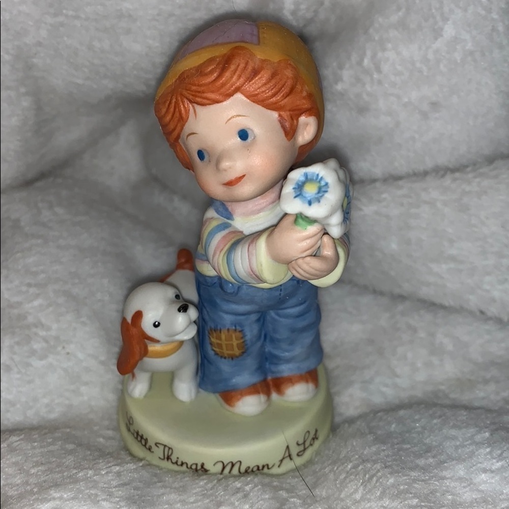 Avon Collectible Vintage“Little Things Mean A Lot”